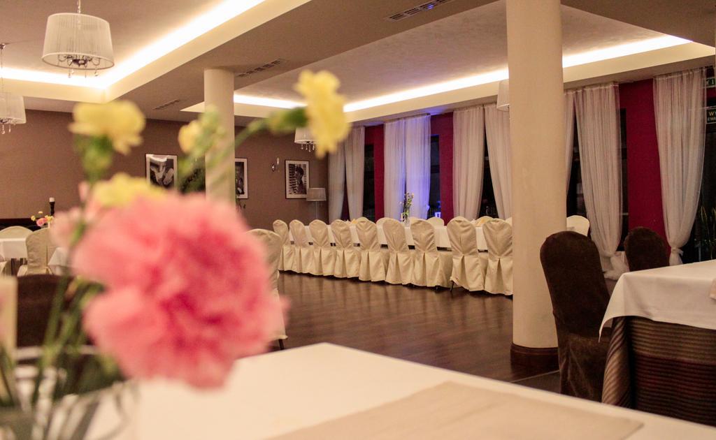 Hotel Wojto Zamość Extérieur photo