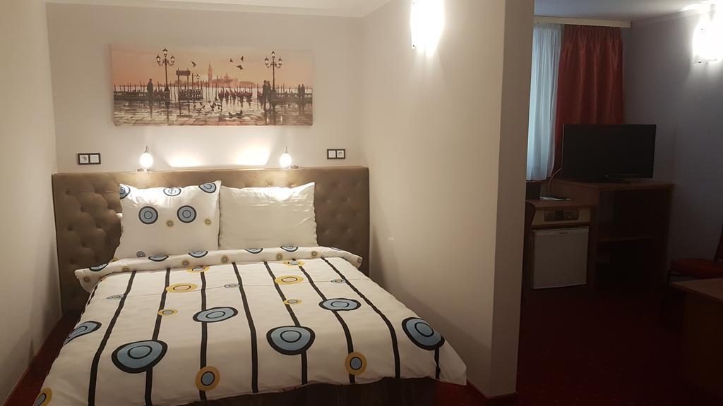 Hotel Wojto Zamość Extérieur photo